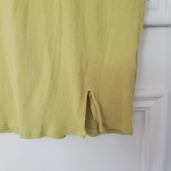 New Garage Pastel Green T-Shirt Dress Open Back - Picture 5 of 7